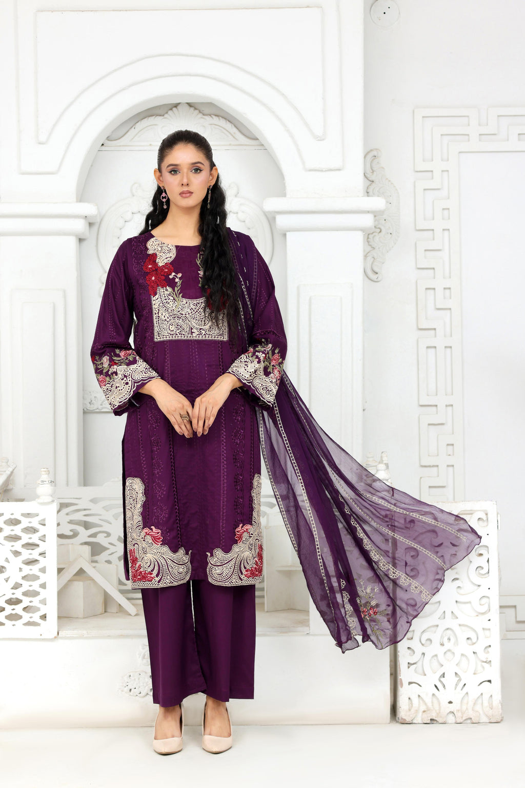 IB907 - 3PC Embroidered Lawn Suit with Bamberg Pallu Dupatta